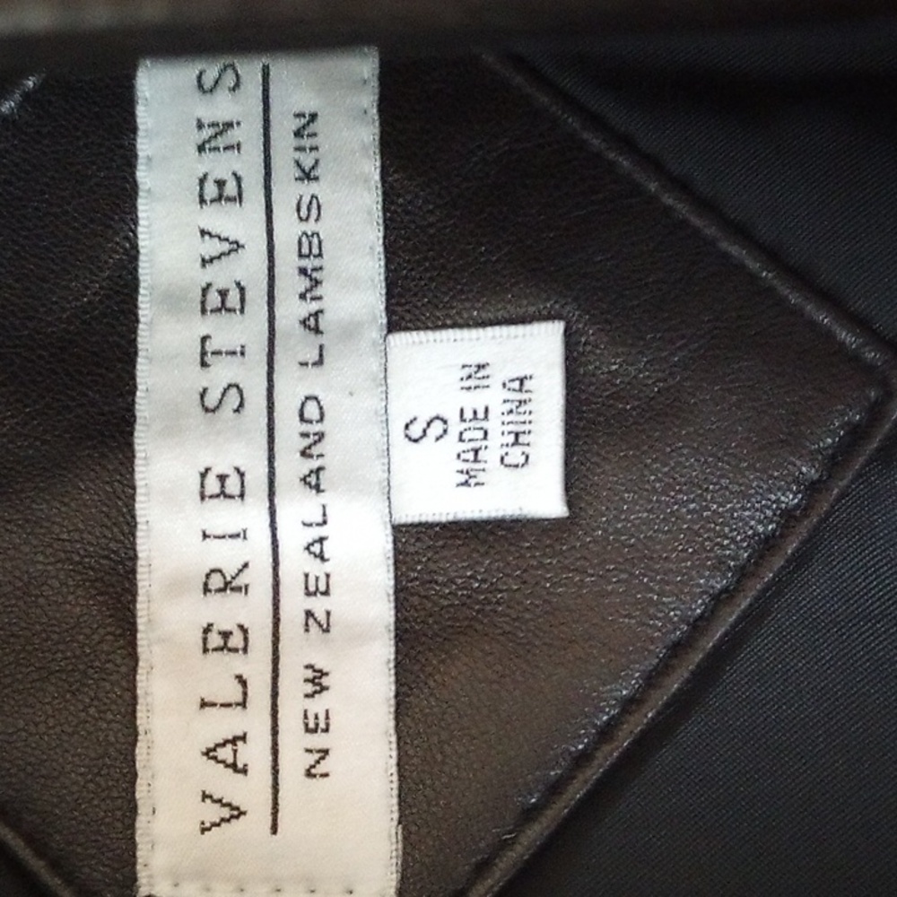 Valerie Stevens New Zealand Lambskin Leather Belted Longer Jacket (S or M) - Picture 2 of 15
